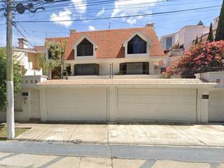 Casa en Venta en Loma Real ¡¡¡Excelente Oportunidad de Inversiòn Propiedad de  Recuperaciòn Hipotecaria!!!