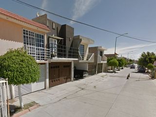 CASA EN LEON DE LOS ALDAMA CENTRO  LEON GUANAJUATO