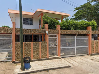 HERMOSA RESIDENCIA EN VENTA DE REMATE EN MINATITLAN, VERACRUZ