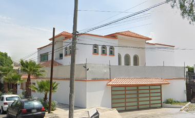 Casa en venta en Naucalpan de Juárez. Gran oportunidad!!