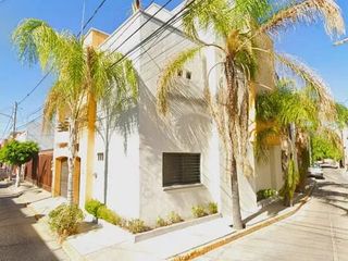 CASA EN VENTA ARELLANO, BARRIO DE GUADALUPE, AGUASCALIENTES.