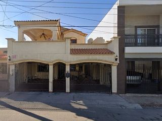 CASA A LA VENTA EN COL JARDINES DEL LAGO MEXICALI BAJA CALIFORNIA