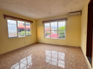 (🏠 ¡AMPLIA CASA DE 2 PLANTAS EN VENTA! COL. LOS MANGUITOS, TUXTLA GUTIÉRREZ