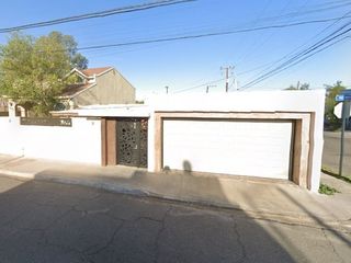 Casa de Recuperación Bancaria en Venta en Río Mayo, Mexicali | 3 Recámaras | Excelente Ubicación | $2,400,000 MXN
