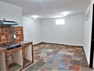 SUITE / LOFT CON CLÓSET Y BAÑO COMPLETO (Max. 2 PERSONAS)