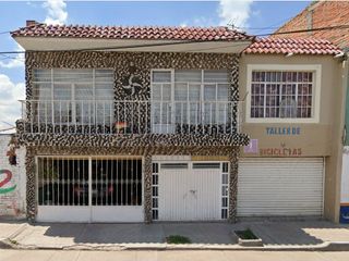 Casa en Venta en  Las Cumbres, Aguascalientes, CLL.