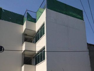 VENTA DE INMUEBLE PARA ESCUELA, HOSPITAL, OFICINAS EN NAUCALPAN