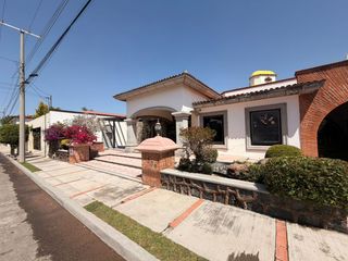 RESIDENCIA EN FRACCIONAMIENTO CALZ ZAVALETA - RENTA $35,000.00 C0M MANT INCLUIDO