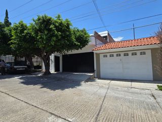 CASA EN RENTA, RESIDENCIAL LA HACIENDA, 4 RECS, TUXTLA GUTIERREZ, CHIAPAS