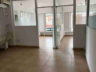 Espacio para consultorio, oficina, etc.