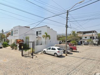 Casa en Paseo de la Ribera, Puerto Vallarta | Oportunidad de Recuperación Bancaria en Zona de Alta Demanda | Solo Recurso Propio