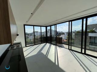 PH en Venta en Playa del Carmen 3 Recámaras Terraza Privad