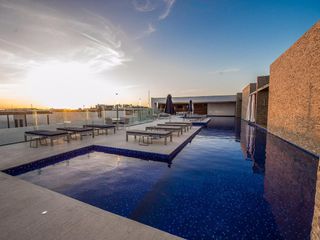 Departamento De Lujo De 2 Recámaras En Venta En Playa Mamitas  Amueblado Y Equipado