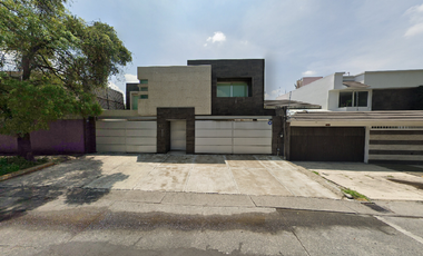 Casa en venta en Ciudad Satélite. Gran oportunidad!!