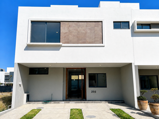Casa en Venta Zapopan Coto Altanza - Soare 3 - Fraccionamiento Solares