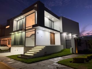 CASA EN RENTA EN COTO VALLE IMPERIAL / CONDOMINIO GALO