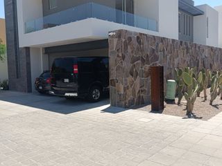 CASA EN RENTA AL NORTE DE AGUASCALIENTES FRACC. BARRIO DE SANTIAGO