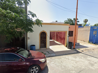 ¡No es suerte, es estrategia inmobiliaria! Venta de casa en recuperación bancaria, Villas de San Miguel, 88283 Nuevo Laredo, Tamps.