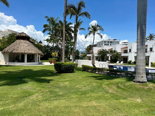 CASA EN CONDOMINIO DELFINES CON PLAYA PRIVADA EXCLUSIVA DEL CONDOMINIO