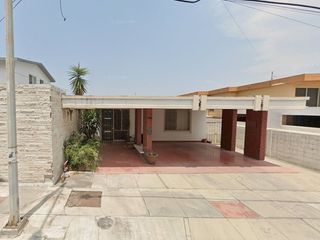 PASEO DEL PEÑON NO.417, CUMBRES 2do SECTOR, MONTERREY, NUEVO LEON. Bonita casa en venta, EXCELENTE OPORTUNIDAD de formar un patrimonio
