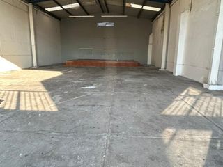 Bodega en Venta sobre Av. Díaz Mirón 406m2, con oficinas y área de maniobras