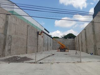 Bodega Nueva 1000m2 cerca de Cd. Industrial, acceso directo desde carretera