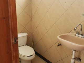 Oficina en renta planta alta , Américas con primer anillo