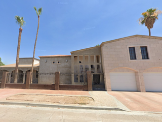 VENTA DE HERMOSA CASA