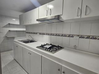 RENTA DE DEPARTAMENTO PLANTA BAJA A UNAS CALLES DE C.U.