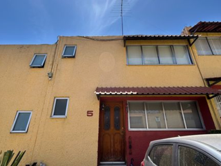¡Gran oportunidad!  Casa en venta en Calzada de las Águilas