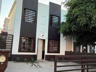 CASA EN RENTA EN RIO DE PLATA