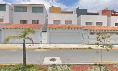 CASA EN VENTA EN VENTA PRIETA, PACHUCA DE SOTO, HGO, GD1