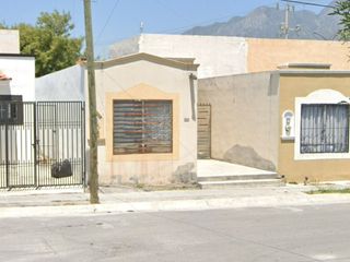 Casa en Venta en Misión San Juan, Parque Industrial Cdad. Mitras, Nuevo León. CLL