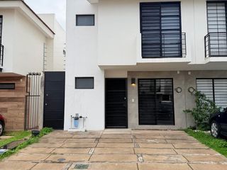 Casa en renta en Altara