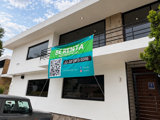 Casa en Renta Segundo Nivel para Oficinas con Uso de Suelo Mixto – Col. Americana, Guadalajara