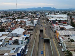 LOCAL COMERCIAL Y DEPTO EN VENTA SOBRE PRIMER ANILLO EN AGUASCALIENTES