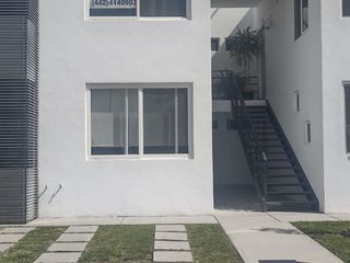 Departamento dúplex seminuevo en planta alta con amenidades