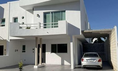Casa en Fraccionamiento Residencial las Palmas