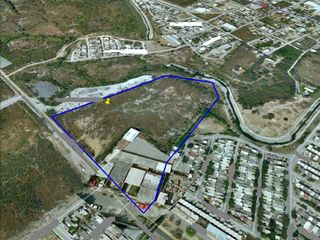 TERRENO EN VENTA EN AV. RUIZ CORTINEZ.