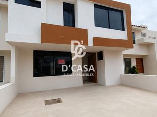 Casa nueva en venta en Misión San Diego