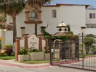 Casa Remate! Privada Sauce, Tijuana BC. Única oportunidad