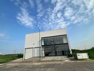 Nave industrial con transformador de 45 kva