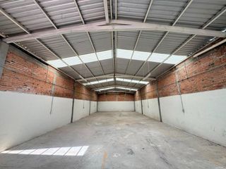 BODEGA EN RENTA EN AGUASCALIENTES CON OFICINAS, ZONA NORTE