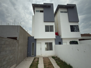 COMPRALE DIRECTO AL BANCO LA CASA DE ENTREGA INM EN Terrazas De La Presa, Tijuana, Baja California