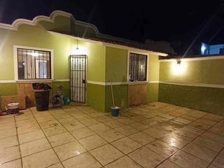 Se renta casa en Forjadores, excelente ubicación