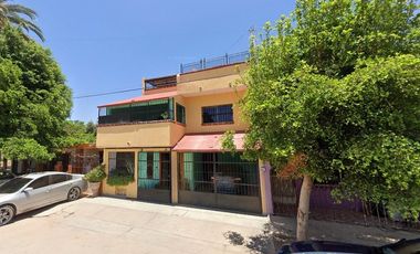 Venta de casa , oportunidad de inversión  Ignacio López Rayon , Burócrata, 81290 Los Mochis, Sin., México