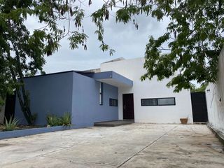 CASA AMUEBLADA DE 3 RECÁMARAS, PISCINA Y CON PANELES SOLARES EN DZITYÁ, MÉRIDA