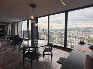 Se renta loft amueblado en Lumiere
