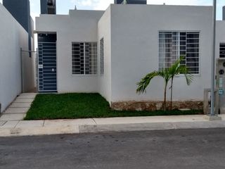 CASA EN PRIVADA LAS PALMAS YUCATÁN