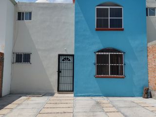 CASA EN RENTA AL NORTE DE AGS